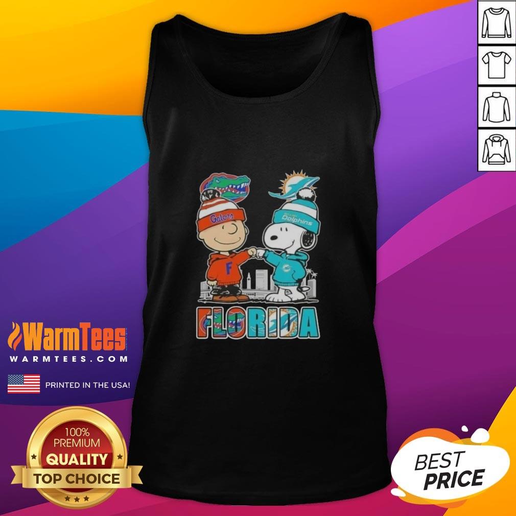 premium-charlie-brown-and-snoopy-florida-gators-and-miami-dolphins-skyline-tank-top Premium Charlie Brown and Snoopy Florida Gators Miami Dolphins skyline tank top for sports fans and collectors.