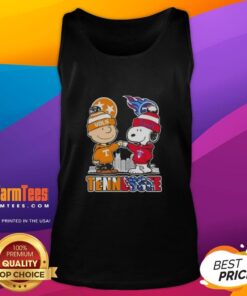 Premium Charlie Brown and Snoopy Tennessee Vols x Titans skyline tank top showcasing a vibrant design for fans.
