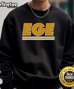 Premium Ege Kansas City Chiefs football sweatshirt featuring vibrant team colors and logo, perfect for game day.