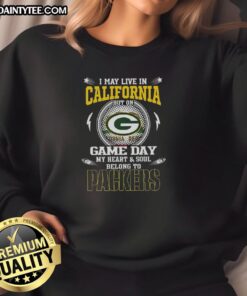 Alt Text: Cozy Green Bay Packers sweatshirt for fans living in California, showcasing team spirit on game day.