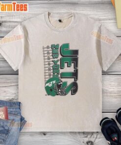 Alt Text: Premium New York Jets NFL 2025 yardage helmet vintage washed t-shirt in green, showcasing team pride and retro style.