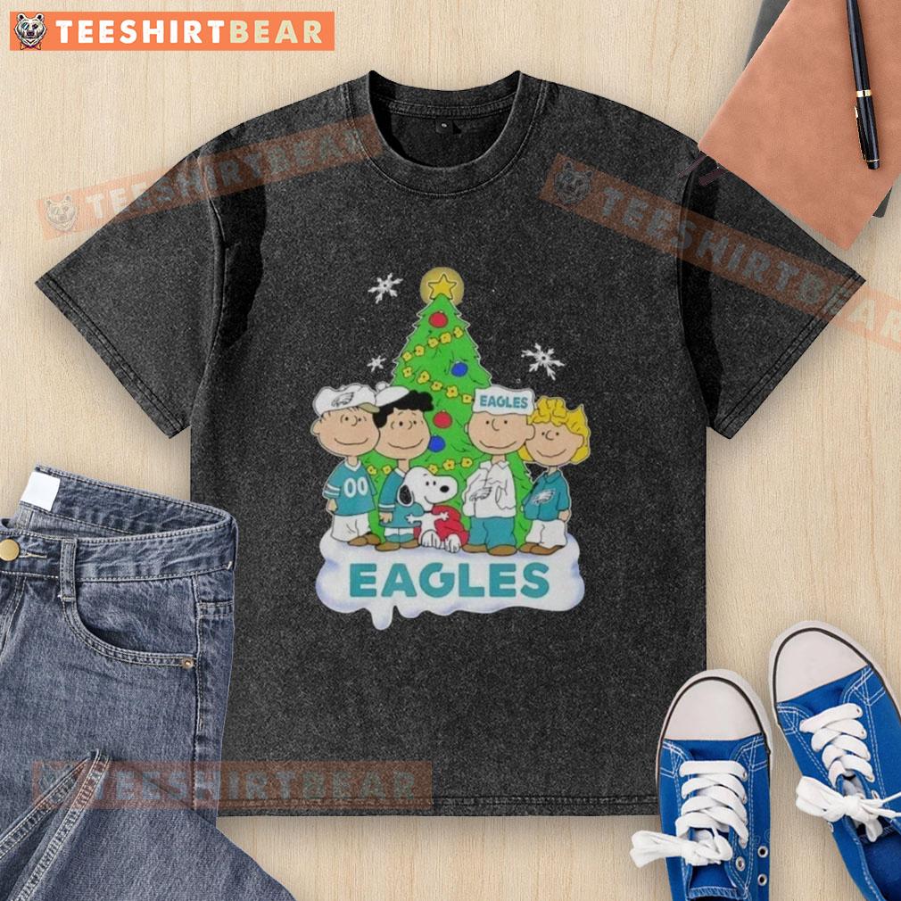 Premium Peanuts Characters X Philadelphia Eagles Chrismas Washed T Shirt Premium Peanuts Characters X Philadelphia Eagles Christmas Washed T-Shirt featuring festive designs for fans.