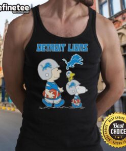 Premium Peanuts Snoopy and Charlie Brown tank top featuring Detroit Lions football design for fans and collectors.