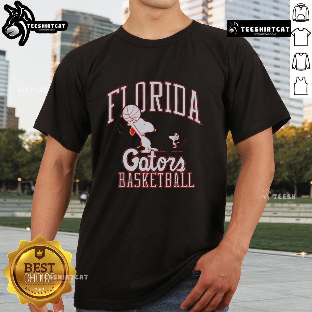 Premium Peanuts Snoopy X Florida Gators Basketball T Shirt Alt Text: Premium Peanuts Snoopy X Florida Gators basketball t-shirt featuring vibrant graphics and a comfortable fit.
