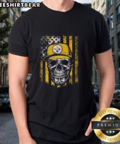 Premium Pittsburgh Steelers NFL Skull American Flag T-Shirt for Football Lovers, showcasing team pride and style.