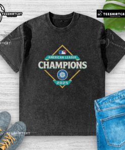 Alt Text: Premium Seattle Mariners 2025 American League Champions diamond logo washed t-shirt in navy blue, casual style.