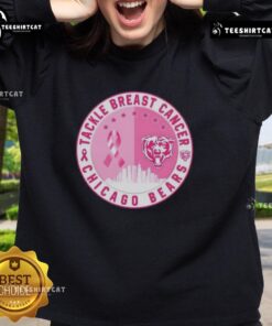 Premium Tackle Breast Cancer Chicago Bears Football Skyline Sweatshirt featuring a stylish design and vibrant team colors.