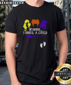 Premium Winnie I Smell A Child Halloween T-Shirt featuring a fun design perfect for Halloween festivities.