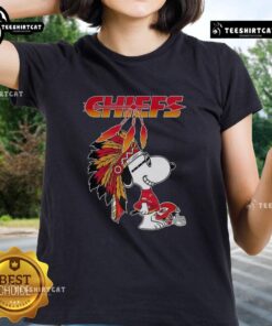 Pretty Snoopy War Bonnets Kansas City Chiefs football helmet ladies tee, featuring a stylish design perfect for fans.