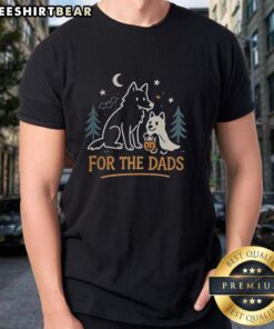 Pretty Wolf for the Dads Halloween T-Shirt featuring a stylish wolf design perfect for festive celebrations.