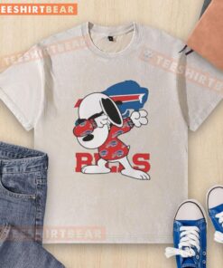 Top Buffalo Bills Snoopy dabbing Peanuts NFL football washed t-shirt, showcasing a fun and vibrant design.