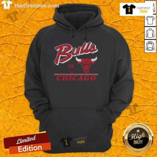 Top Chicago Bulls Fly By Vintage Hoodie featuring classic logo and retro design, perfect for basketball fans and collectors.