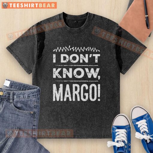 Top I Don't Know Margo washed t-shirt in soft fabric, perfect for casual outfits and everyday wear.