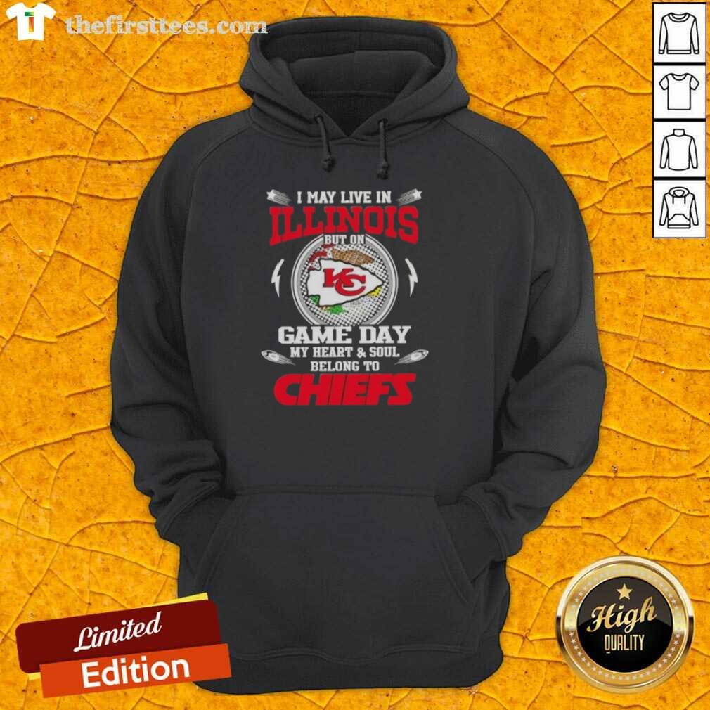 top-i-may-live-in-illinois-but-on-game-day-my-heart-and-soul-belongs-to-kansas-city-chiefs-hoodie Person wearing a Kansas City Chiefs hoodie, showcasing team spirit on game day, despite living in Illinois.