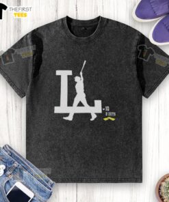 Alt Text: Top Los Angeles Dodgers Grand Slam Washed T-Shirt showcasing team spirit and vintage style, perfect for fans.