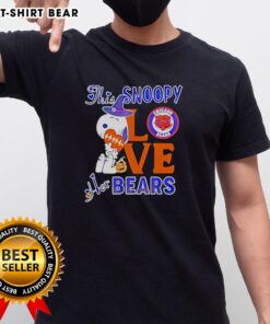 Alt Text: Top This Snoopy Love Her Chicago Bears T-Shirt featuring Snoopy in Bears gear, perfect for NFL fans and Chicago supporters.