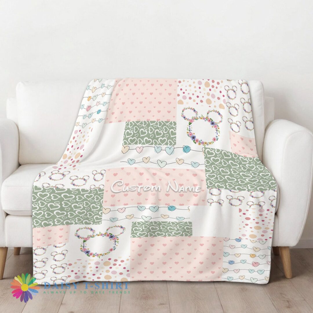 Awesome Disney Mickey Logo Heart Texture Blanket Fleece Customized Blanket