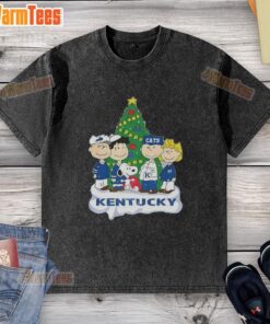 Awesome Snoopy and Friends Kentucky Wildcats Christmas washed t-shirt featuring festive graphics and vibrant colors.
