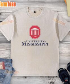 Awesome University of Mississippi Est 1948 washed t-shirt in navy blue, perfect for fans and alumni.