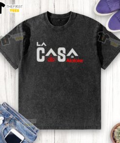 Good Alofoke La Casa 2 washed t-shirt featuring a trendy design, perfect for casual wear and stylish outfits.