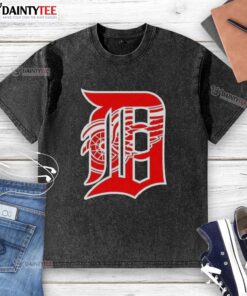 Alt Text: Good Detroit Tigers X Red Wings logo mashup on a washed t-shirt, perfect for sports fans and casual wear.