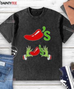 Good Grinch hands love chilis on a Merry Christmas washed t-shirt, perfect for festive holiday celebrations.
