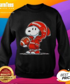 Alt Text: Snoopy wearing a Cleveland Browns hoodie, smiling at fans while showcasing a cozy sweatshirt featuring good peanuts design.