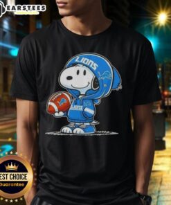 Good Peanuts Snoopy wearing a Detroit Lions hoodie, smiling at fans on a fun graphic T-shirt design.