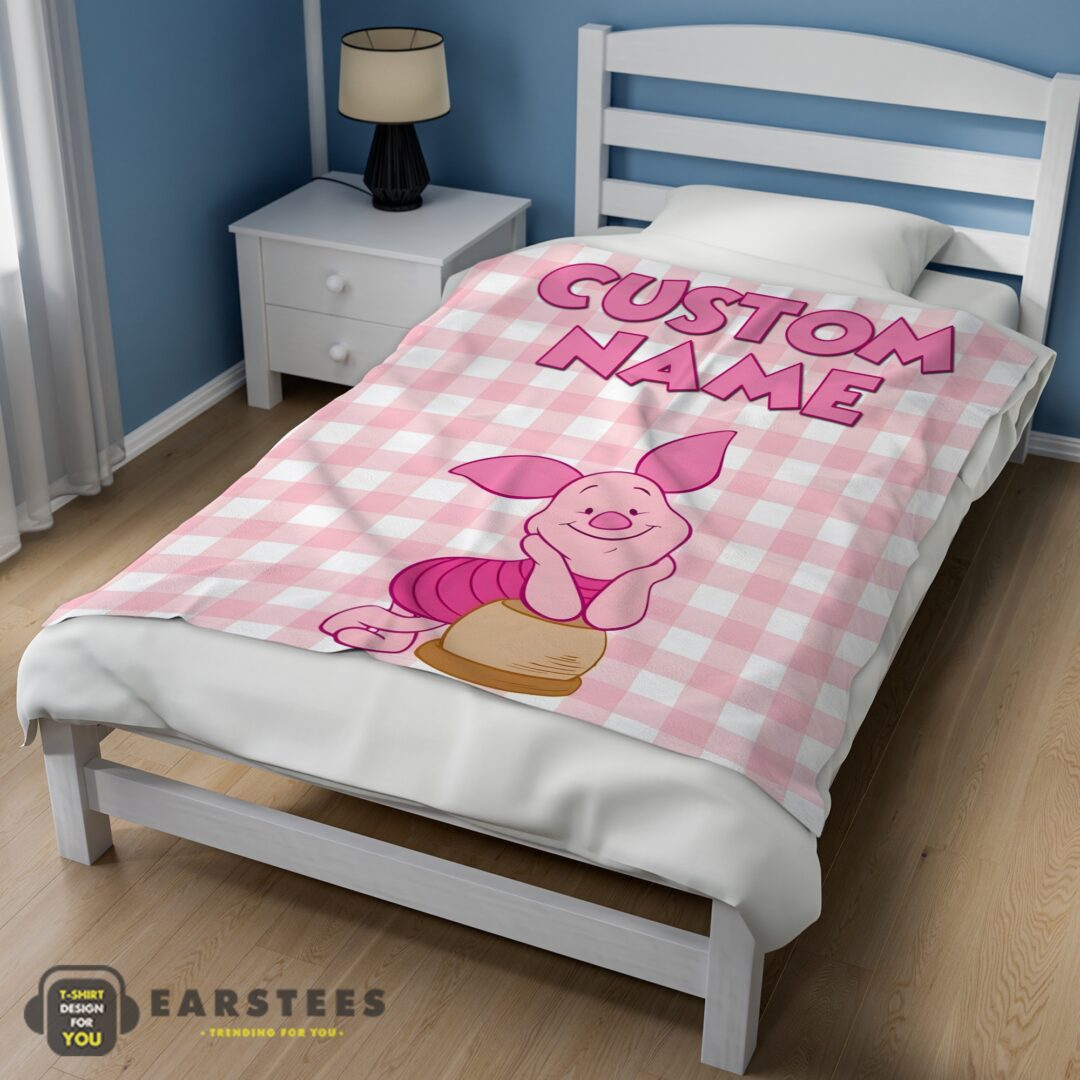 good-winnie-the-pooh-piglet-blanket-fleece-customized-blanket-mk-02-2 Good Winnie The Pooh Piglet Blanket Fleece Customized Blanket - Image 3