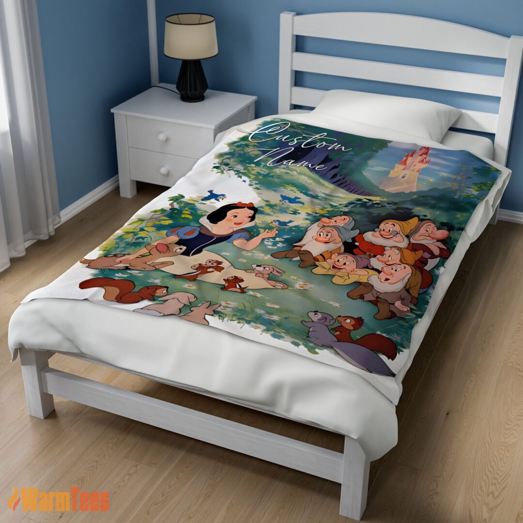 happy-disney-cartoon-snow-white-with-the-seven-dwarfs-customized-blanket-mk-02 Happy Disney Cartoon Snow White With The Seven Dwarfs Customized Blanket - Image 3