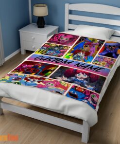 Happy Poppy Playtime Miss Poppy With Friends Horror Blanket Fleece Customized Blanket - Image 3