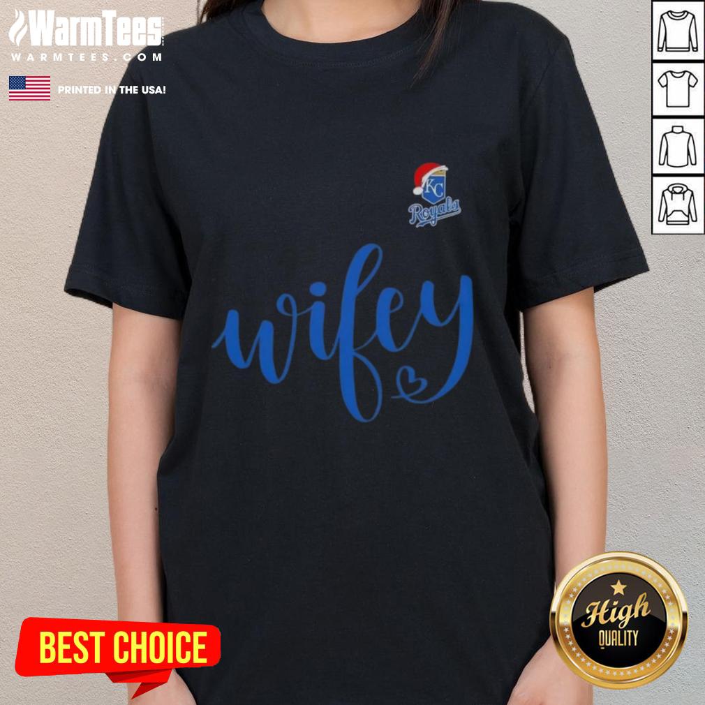 happy-wifey-kansas-city-royals-santa-hat-merry-christmas-ladies-tee Happy Wifey Kansas City Royals Santa Hat Merry Christmas Ladies Tee featuring festive design and team spirit.