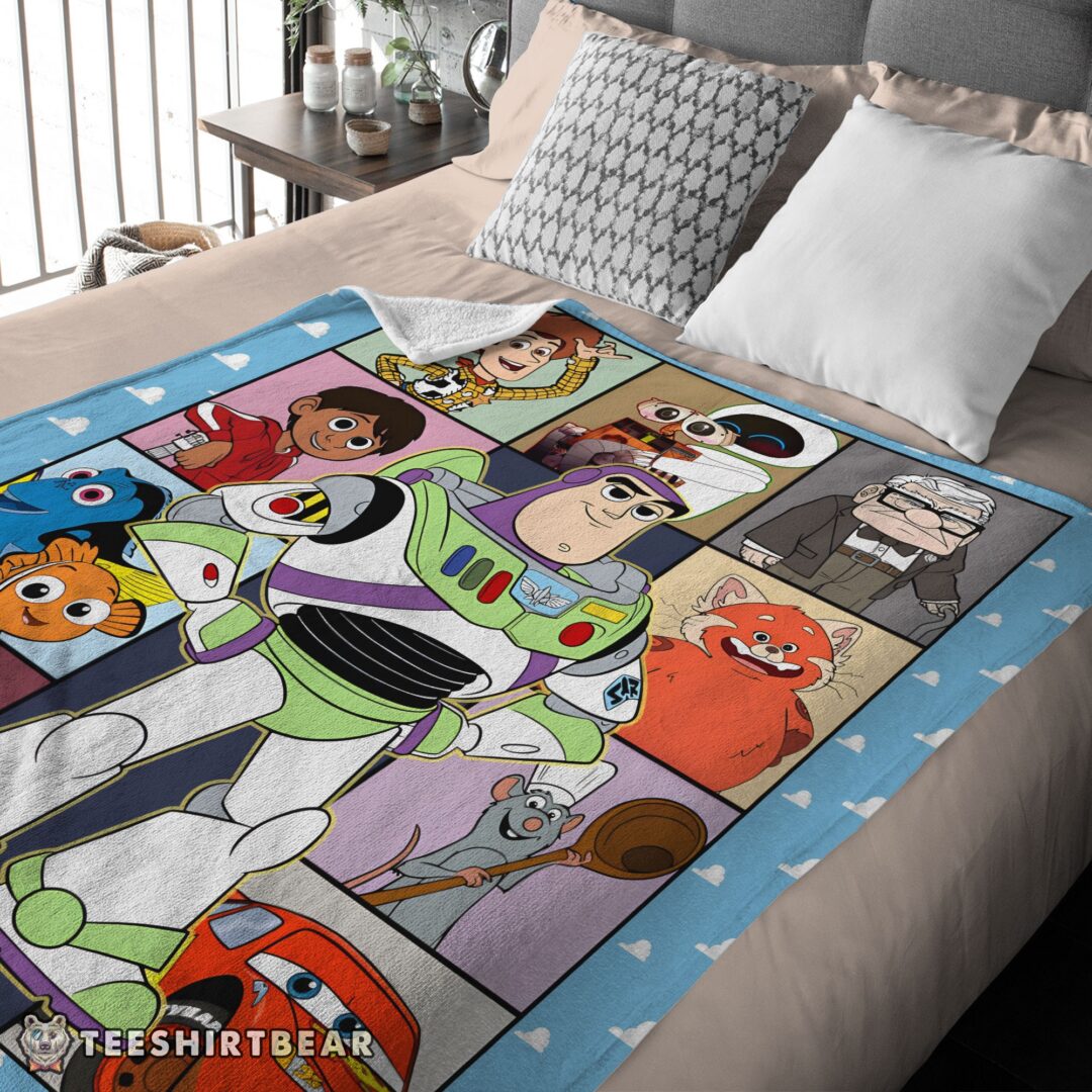 hot-disney-pixar-toy-story-buzz-lightyear-with-friends-blanket-fleece-customized-blanket-mk-03 Hot Disney Pixar Toy Story Buzz Lightyear With Friends Blanket Fleece Customized Blanket - Image 4