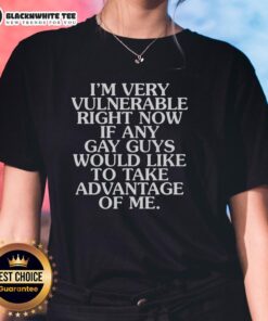 Hot ladies tee featuring a playful message inviting gay guys to take advantage, perfect for casual, fun outings.