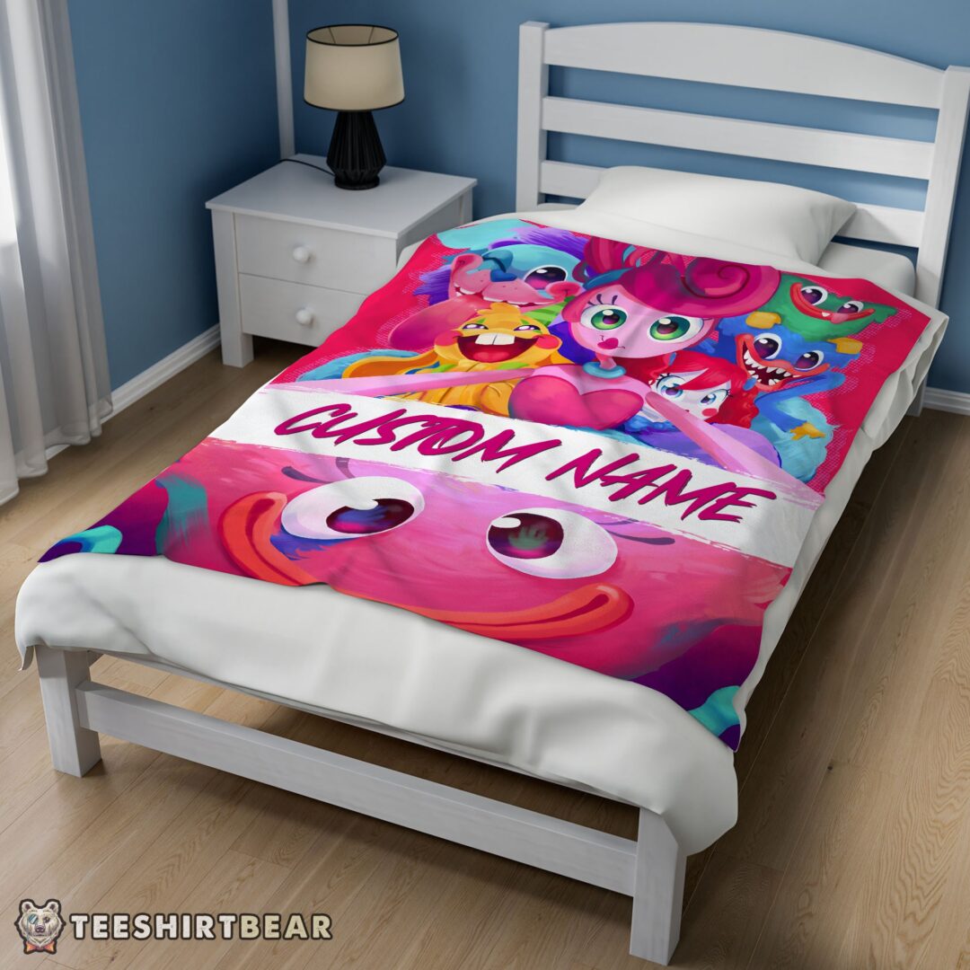 hot-poppy-playtime-mommy-long-legs-and-friends-blanket-fleece-customized-blanket-mk-02 Hot Poppy Playtime Mommy Long Legs And Friends Blanket Fleece Customized Blanket - Image 3