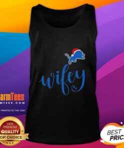 Hot Wifey Detroit Lions Santa Hat Merry Christmas tank top featuring festive design for football fans celebrating the holidays.