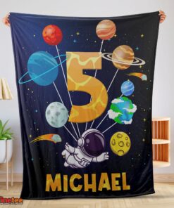 Nice Cute Astronaut Catching Moon Cartoon Blanket Fleece Customized Blanket