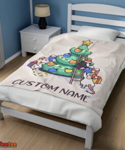 Nice Cute Mice & Penguin Cartoon Christmas Tree Blanket Fleece Customized Blanket - Image 3