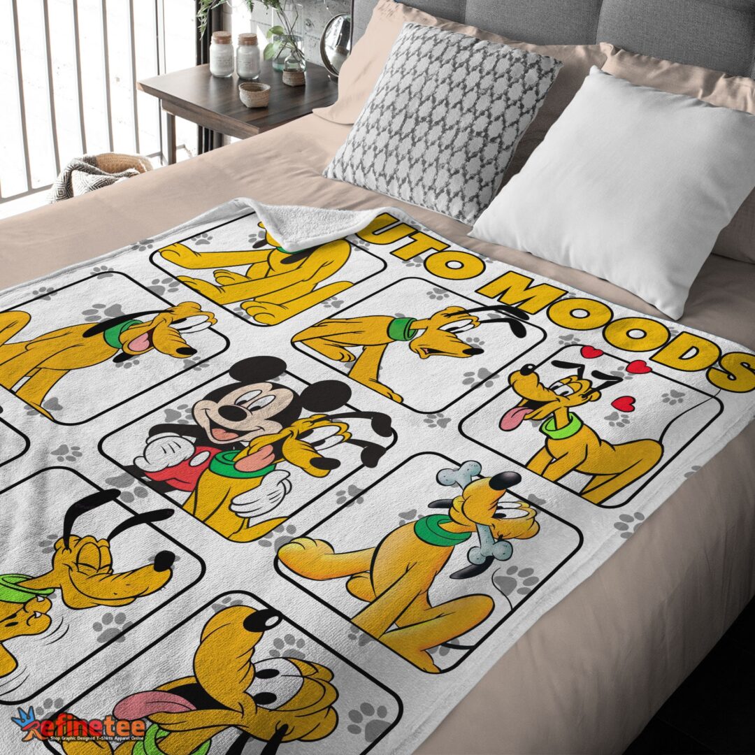 nice-disney-pluto-dog-and-friends-pluto-dog-moods-blanket-customize-blanket-mk-01-2 Nice Disney Pluto Dog And Friends Pluto Dog Moods Blanket Customize Blanket - Image 3
