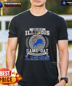 Alt Text: Detroit Lions football T-shirt: Illinois fan shows team spirit on game day with stylish design.