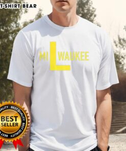 Milwaukee Brewers L Logo T-Shirt featuring a bold logo design, perfect for fans and casual wear. Sports apparel.