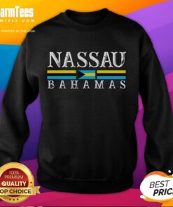 Vintage Nassau Bahamas flag sweatshirt souvenir, perfect for travel and vacation enthusiasts.