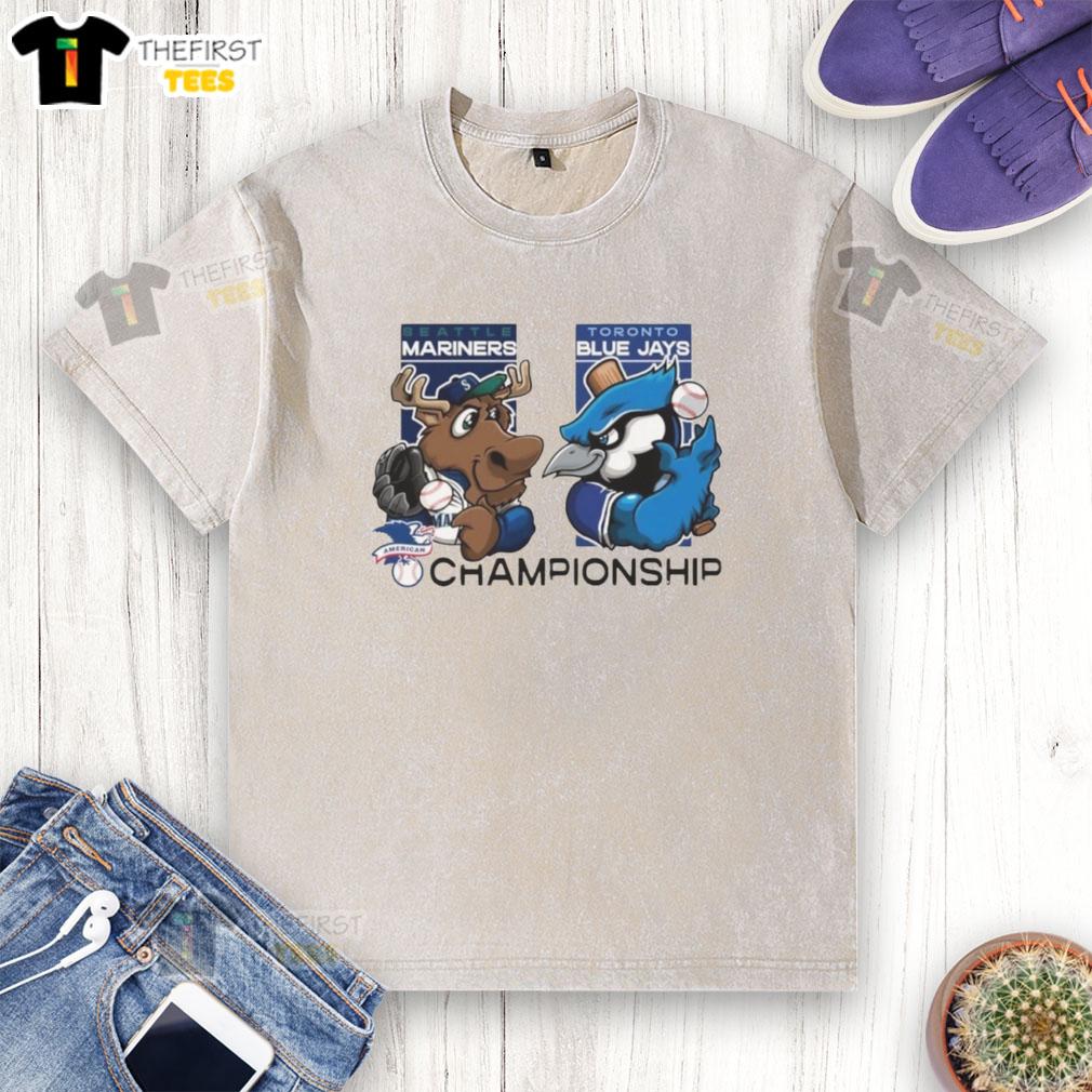 nice-seattle-mariners-vs-toronto-blue-jays-american-championship-2025-mascot-washed-t-shirt Nice Seattle Mariners Vs Toronto Blue Jays American Championship 2025 Mascot T-Shirt - Image 6