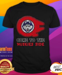 Nice Star Wars Come To The Connecticut Huskies Side T-Shirt featuring a unique design for fans of both franchises.