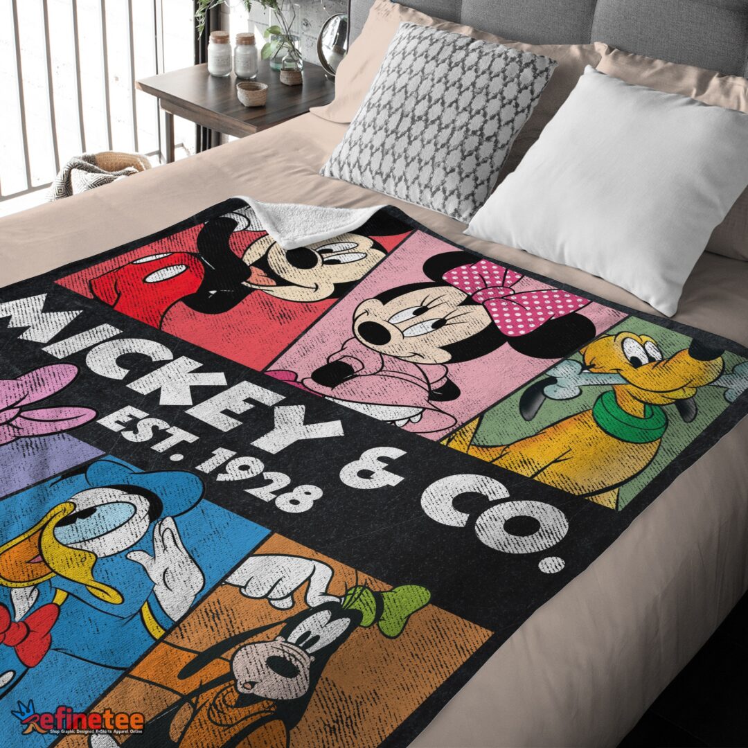 nice-vintage-mickey-co-est-1928-blanket-mk-02 Nice Vintage Mickey & Co Est 1928 Blanket - Image 3