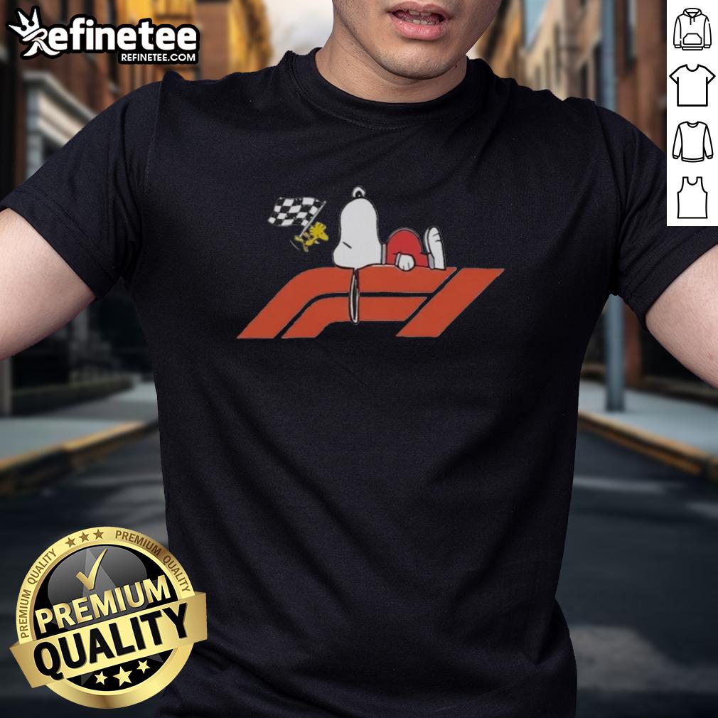 official-peanuts-las-vegas-grand-prix-f1-t-shirt-1 Official Peanuts Las Vegas Grand Prix F1 T-Shirt featuring iconic Peanuts characters and vibrant racing graphics.