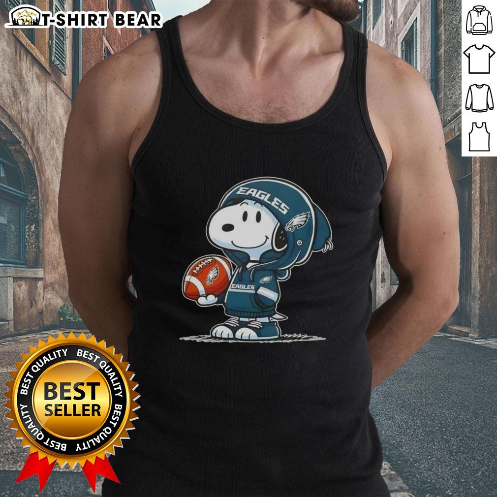Official Peanuts Snoopy Wearing Hoodie Philadelphia Eagles And Smilling At Fans Tank Top Alt Text: Snoopy in a Philadelphia Eagles hoodie, smiling at fans, featured on an official Peanuts tank top design.