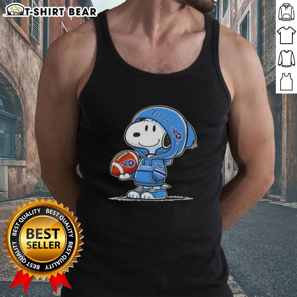 Official Peanuts Snoopy Wearing Hoodie Tennessee Titans And Smilling At Fans Tank Top Alt Text: Snoopy in a Tennessee Titans hoodie smiles at fans, showcasing the Official Peanuts Tank Top design.
