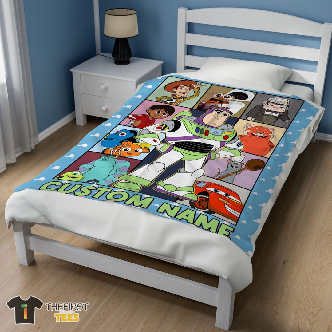 original-disney-pixar-toy-story-buzz-lightyear-with-friends-blanket-fleece-customized-blanket-mk-02 Original Disney Pixar Toy Story Buzz Lightyear With Friends Blanket Fleece Customized Blanket - Image 3