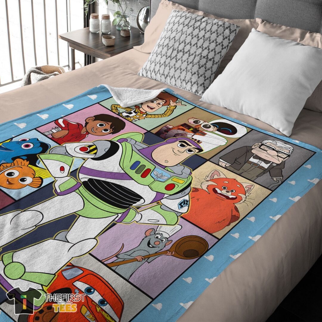 original-disney-pixar-toy-story-buzz-lightyear-with-friends-blanket-fleece-customized-blanket-mk-03 Original Disney Pixar Toy Story Buzz Lightyear With Friends Blanket Fleece Customized Blanket - Image 4